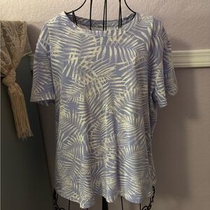 Women's Leaf Print Top Size XL